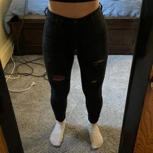 Black high waisted ripped skinny Jeans! Hollister